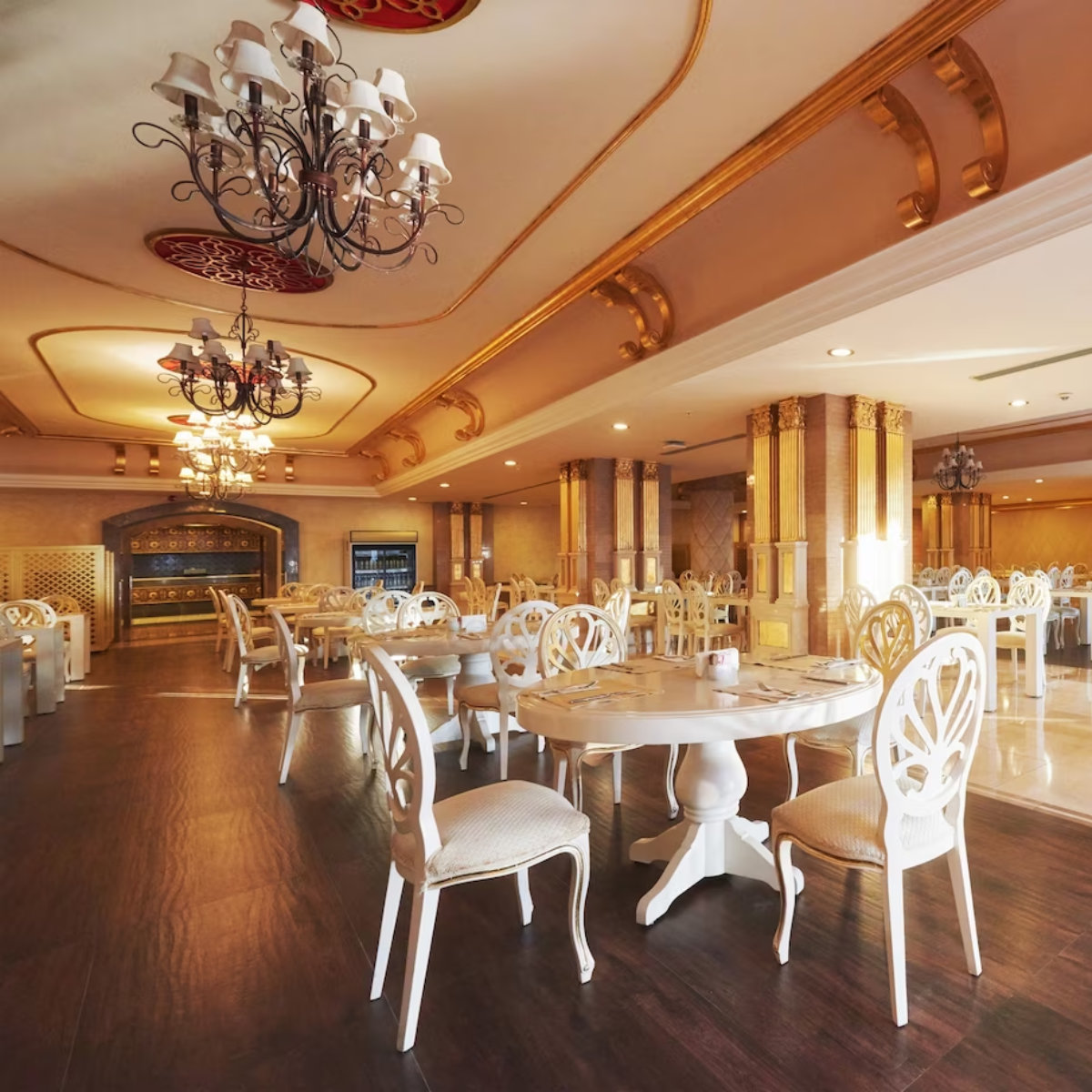 restaurants-furniture2